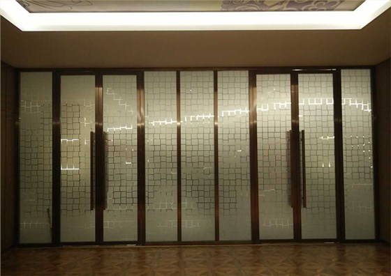 不銹鋼玻璃門(mén)