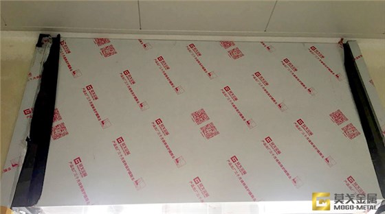 不銹鋼門(mén)套完成